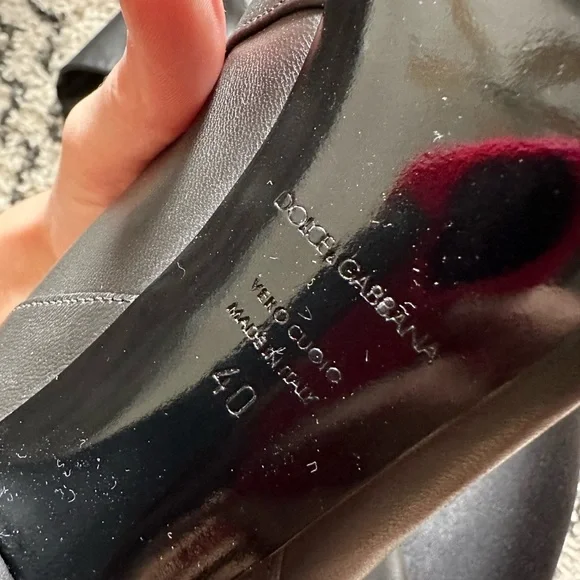 New Dolce and Gabbana leather boots. - Picture 12 of 13